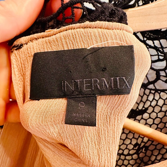 INTERMIX blouse - Picture 7 of 9